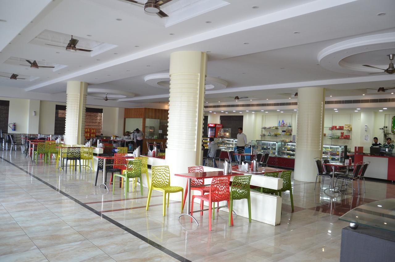 Chopra Residency Hotel Hamirpur Bagian luar foto
